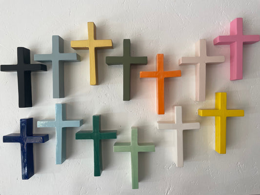 Croix design en céramique émaillée artisanat français