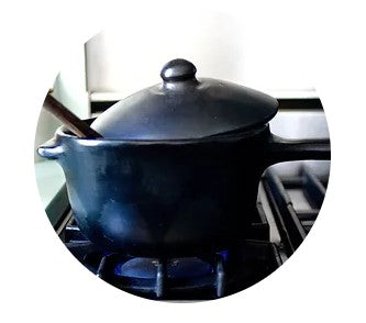 Cocotte ronde deux hauteurs avec couvercles en poterie noire de Colombie