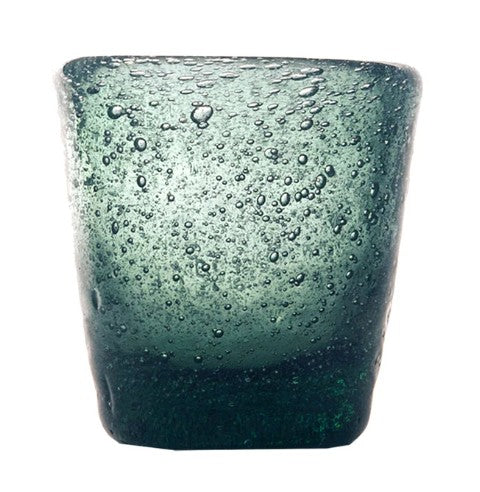 verre soufflé vert d'eau
