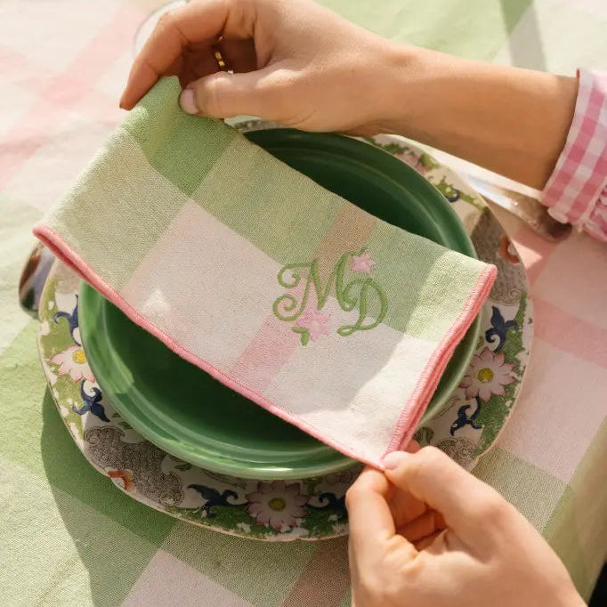 LOT DE 2 SERVIETTES_A_CARREAU_VERT_ET_ROSE__LA_PETITE_BOITE_JAUNE