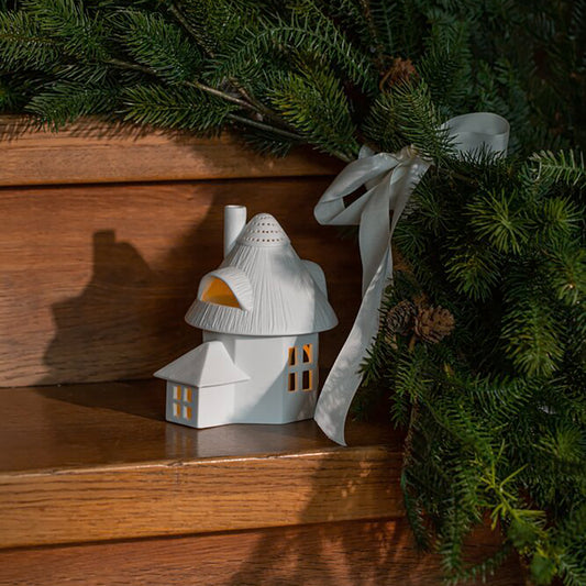 Maison photophore en porcelaine - Toit de chaume