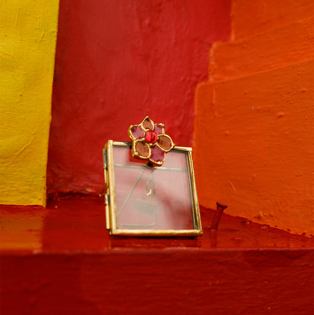 MINI_CADRE_LAITON_FLEUR ROUGE ORANGE_LA_PETITE_BOITE_JAUNE