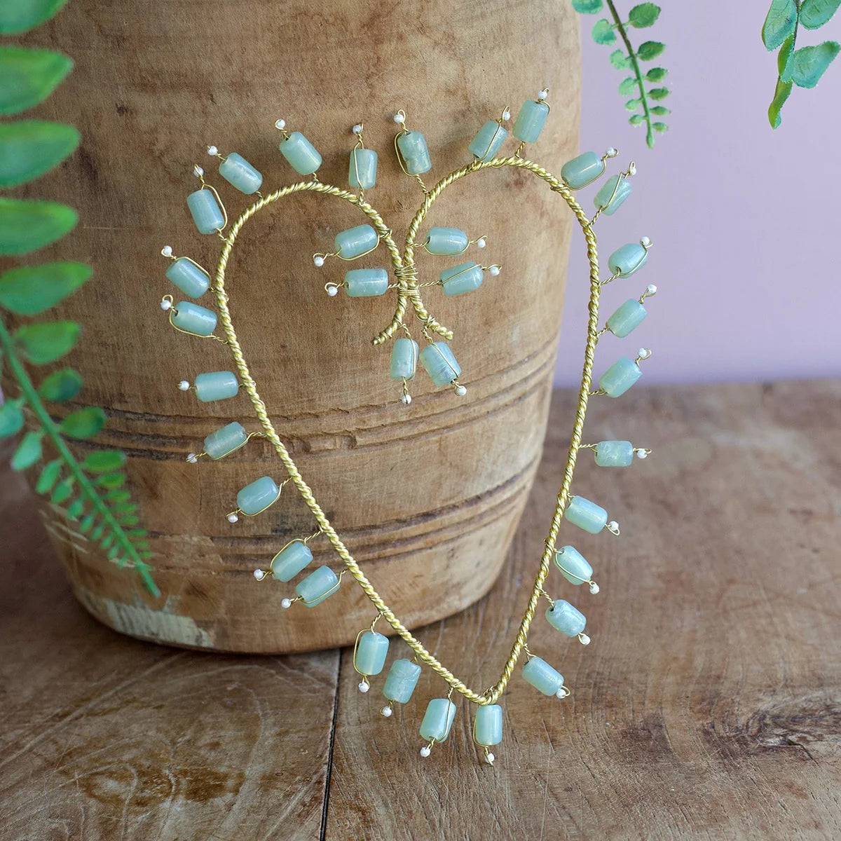 Décoration de Noël à suspendre - Coeur doré avec perles céladon