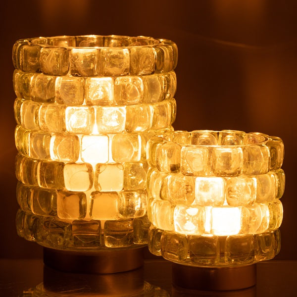 Duo de photophores cylindriques avec des mosaïques transparentes allumées  