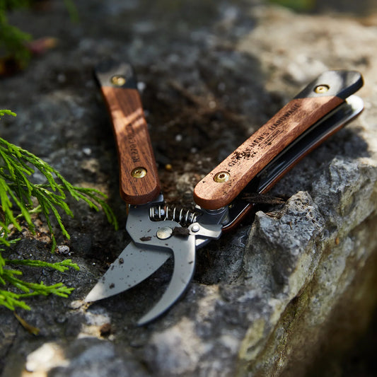 PINCEMULTIOUTILS6ENUNPOURLEJARDIN-LAPETITEBOITEJAUNE