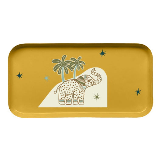 Plateau rectangulaire en métal avec des dessins d'éléphant en beige sur fond jaune. 