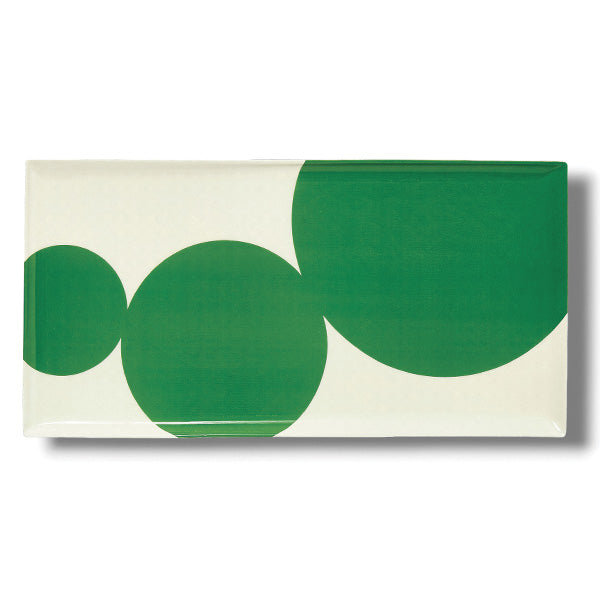 Plateau rectangulaire aux motifs à gros pois, modèle Astre, coloris vert et blanc.