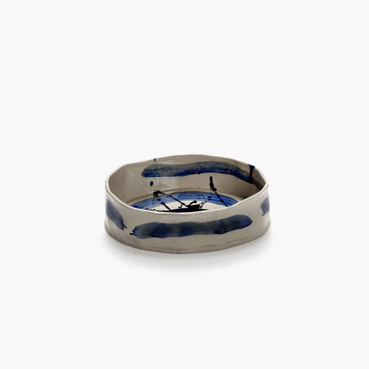 PLAT_CREUX_OVALE_BLEU_ET_BLANC_SOPHIA_1_SERAX_LA_PETITE_BOITE_JAUNE