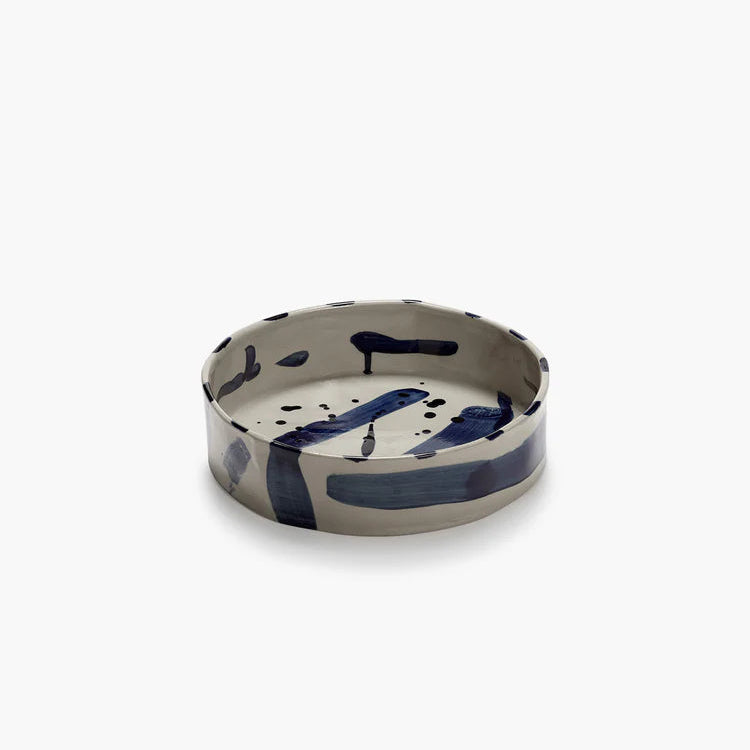 PLAT_CREUX_ROND_BLEU_ET_BLANC_SOPHIA_1_SERAX_LA_PETITE_BOITE_JAUNE