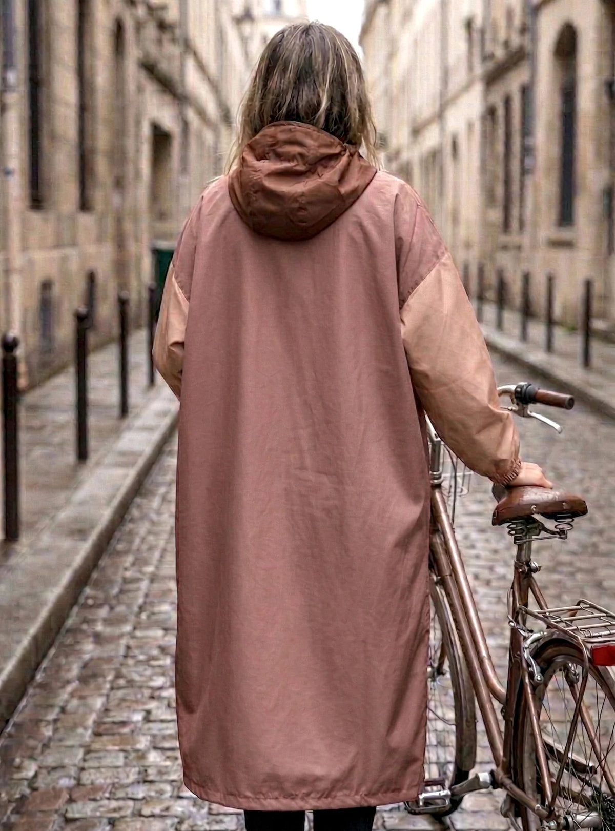 Poncho de pluie long imperméable, marron.