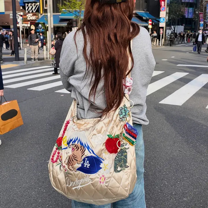 PORTE_CLE_POMME_1_-_LA_PETITE_BOITE_JAUNE