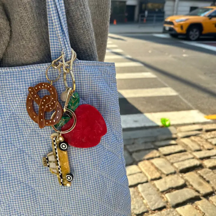 PORTE_CLE_POMME_1_-_LA_PETITE_BOITE_JAUNE