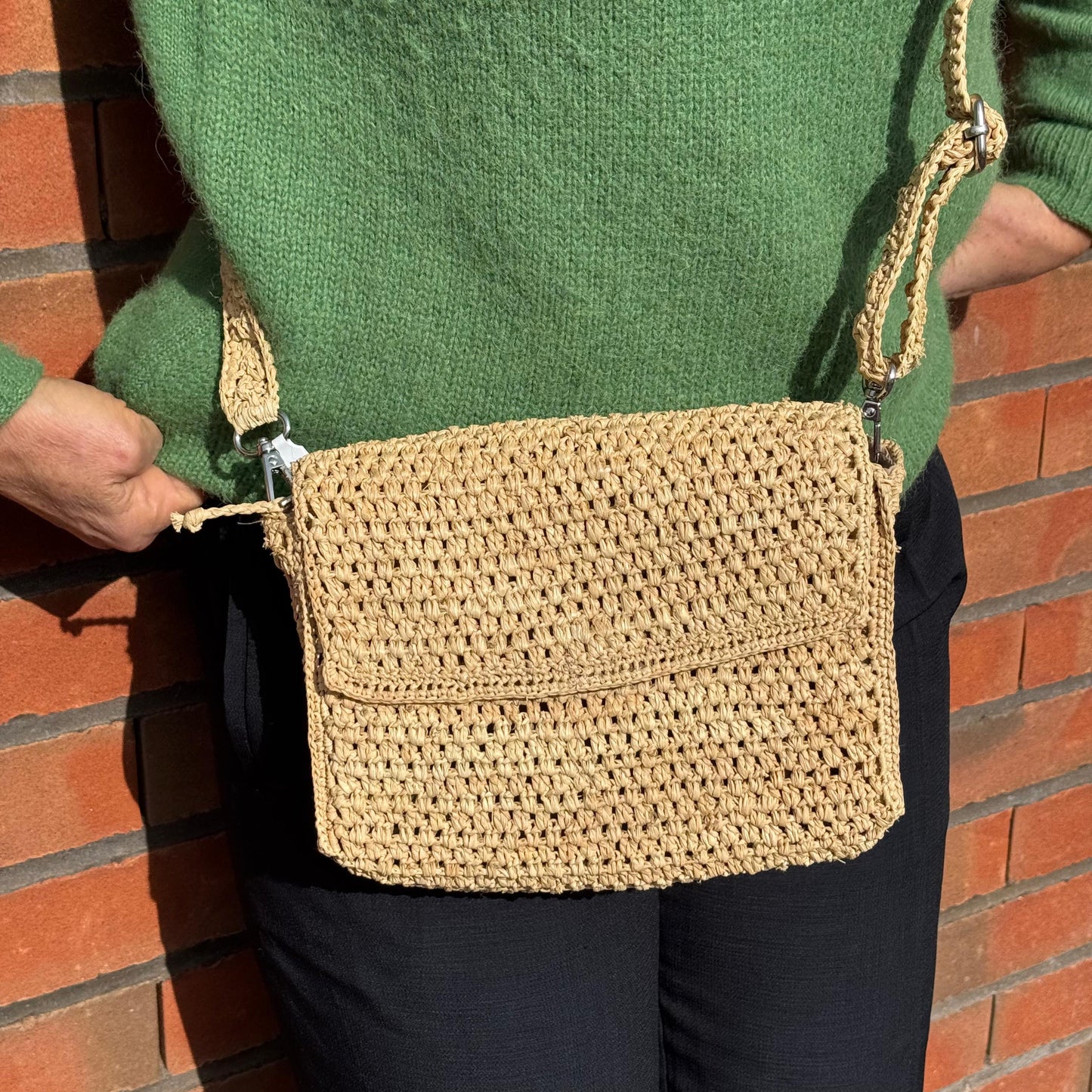 SAC A MAIN BANDOULIERE EN RAPHIA CLAIR - LA PETITE BOITE JAUNE