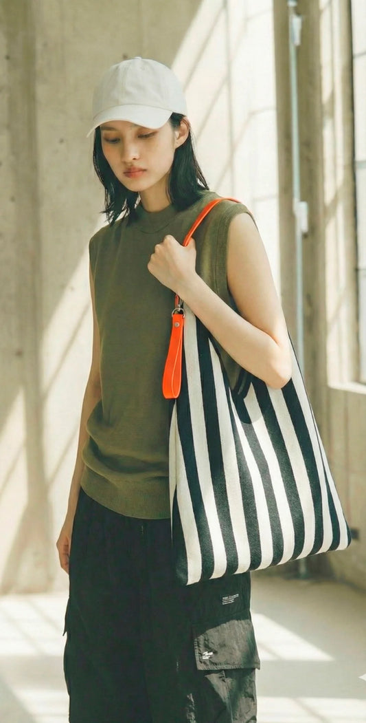 SAC A MAIN CABAS RAYE ET FLUO - 