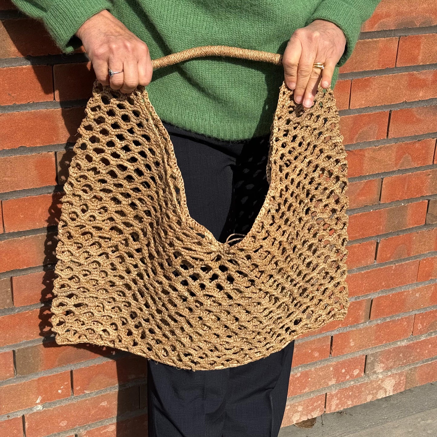 SAC EN RAPHIA FONCE CROCHET FAIT MAIN - LA PETITE BOITE JAUNE