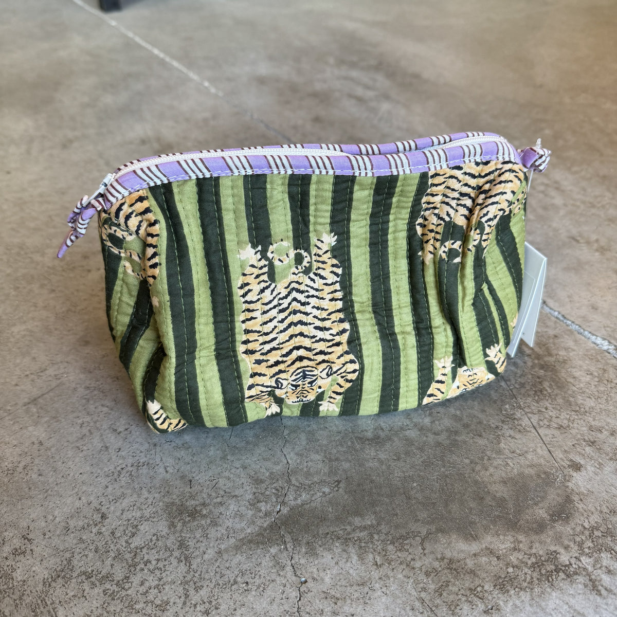 Trousse de toilette et maquillage en coton matelassé - Différents motifs