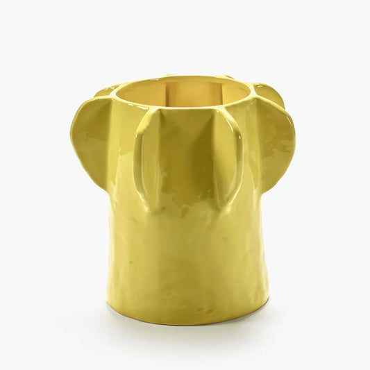 Vase jaune design de marie michielssen pour SERAX - LA PETITE BOITE JAUNE