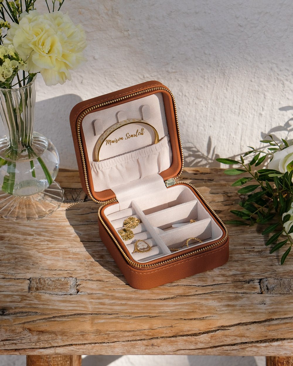 Boite à bijoux de voyage ou pour la maison : la petite carrée
