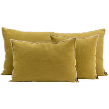 Charger l&#39;image dans la galerie, Coussin Haomy en lin lavé uni avec surpiqûre modèle CHENNAI 40 x 60 cm
