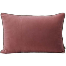 Charger l&#39;image dans la galerie, Coussin Haomy en velours Modèle NEW DELHI 40 x 60 cm
