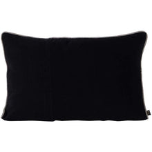 Charger l&#39;image dans la galerie, Coussin Haomy en velours Modèle NEW DELHI 40 x 60 cm
