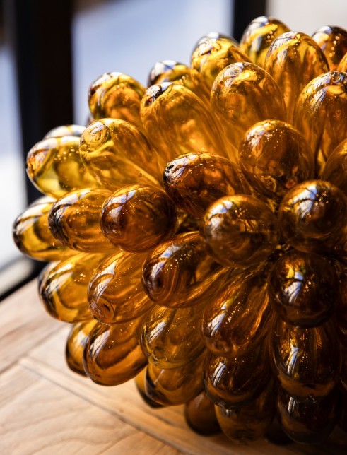 lampe_grappe_goutte_ambre_foncé_la_petite_boite_jaune