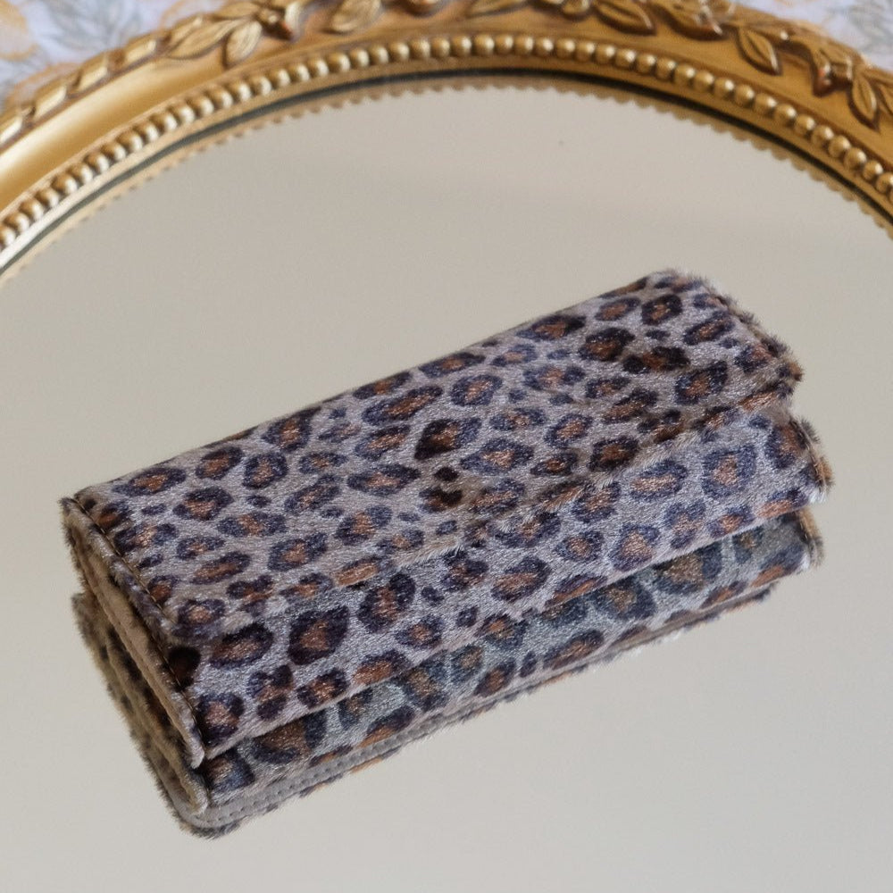 pochette-a-bijoux-leopard-catherine-LA PETITE BOITE JAUNE