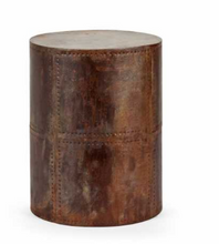 Charger l&#39;image dans la galerie, Table d&#39;appoint ou tabouret en métal rouille pour Serax

