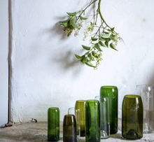 Charger l&#39;image dans la galerie, Vases Q de bouteilles grande taille
