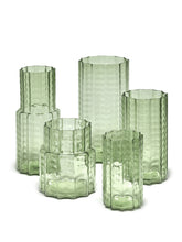 Charger l&#39;image dans la galerie, Vase en verre vert Collection &quot;Wave&quot; de Ruben Deriemaeker pour Serax Taille L
