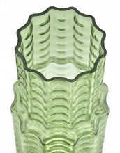 Charger l&#39;image dans la galerie, Vase en verre vert Collection &quot;Wave&quot; de Ruben Deriemaeker pour Serax Taille L
