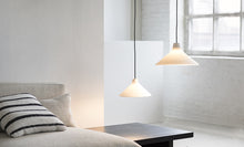 Charger l&#39;image dans la galerie, Lampadaire SEAM de Seppe Van Heusden pour SERAX
