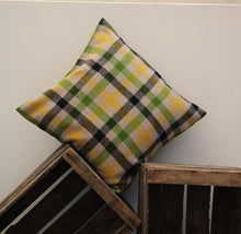Charger l&#39;image dans la galerie, Plaid en laine MOISMONT 140 x 200 cm
