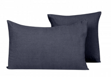 Charger l&#39;image dans la galerie, Coussin Haomy en lin lavé uni 40 x 60 cm
