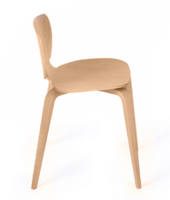 Charger l&#39;image dans la galerie, Chaise design en bois de hêtre naturel 100 % Française H10 avec dossier bas

