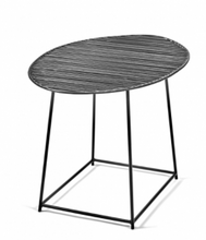 Charger l&#39;image dans la galerie, Table d&#39;appoint ovale en métal noir de la série Flippo Antonino Sciortino pour Serax
