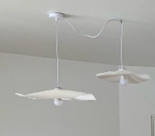 Charger l&#39;image dans la galerie, Suspension blanche &quot;flower&quot; en papier mâché Taille M
