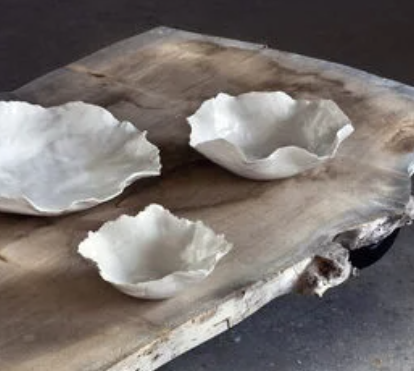 Plat saladier irrégulier émaillé blanc Taille M