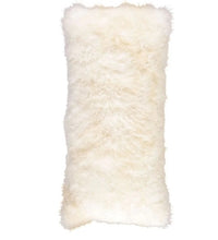 Charger l&#39;image dans la galerie, Coussin en fourrure de mouton du Tibet 28 x 56 cm
