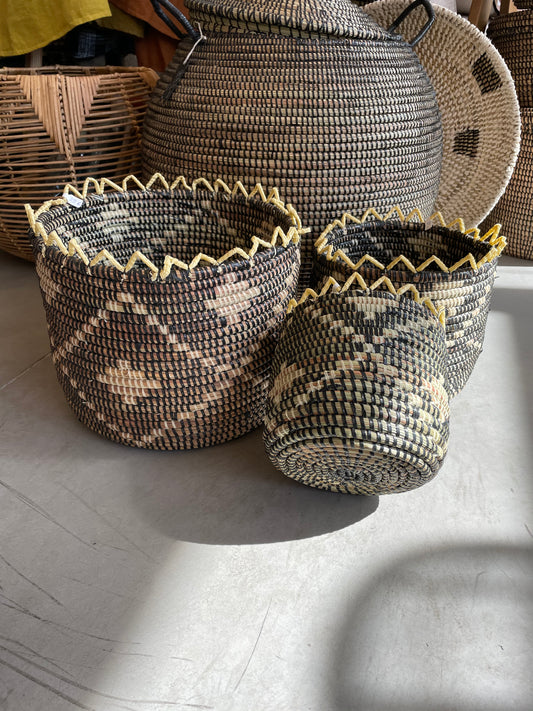 Pot de rangement ou cache pot  artisanal grande taille