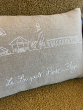 Charger l&#39;image dans la galerie, Coussin brodé à la main made in Les Hauts de France
