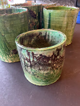 Charger l&#39;image dans la galerie, Cache pot en poterie traditionnelle de Tamegroute
