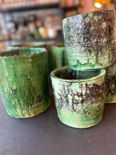 Charger l&#39;image dans la galerie, Cache pot en poterie traditionnelle de Tamegroute
