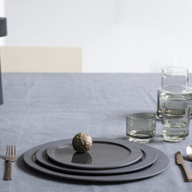 PLAT EN GRES GRIS PLOMB SERAX