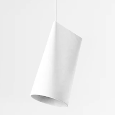SUSPENSION DESIGN PORCELAINE BLANCHE ORIENTABLE DE MOEBE - LA PETITE BOITE JAUNE