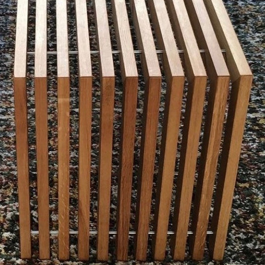TABOURET EN LATTE DE CHENE MASSIF DESIGN - LA PETITE BOITE JAUNE