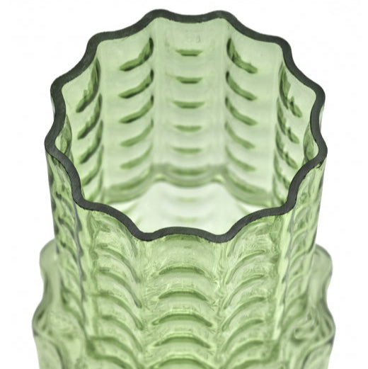 VASE EN VERRE SOUFFLE VERT AVEC DES VAGUES SERAX