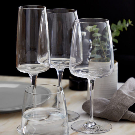 VERRES A VIN DESIGN POUR RECEPTION - LA PETITE BOITE JAUNE