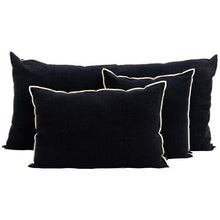 Charger l&#39;image dans la galerie, Coussin Haomy en lin lavé uni avec surpiqûre modèle CHENNAI 40 x 60 cm
