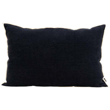 Charger l&#39;image dans la galerie, Coussin Haomy en lin lavé uni avec surpiqûre modèle CHENNAI 40 x 60 cm

